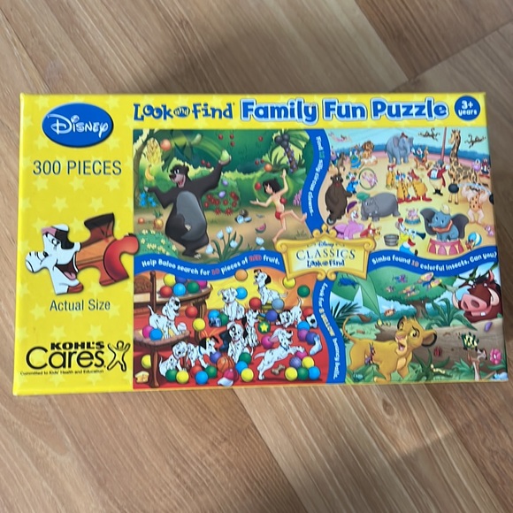 Bundle of Seek & Find Book and Puzzle - Picture 6 of 16